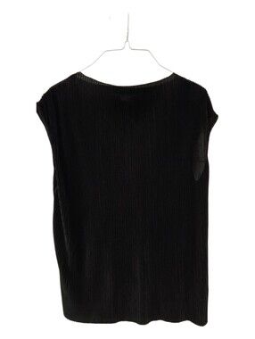 Ro & De Black Pleated Black Sleeveless Blouse Large